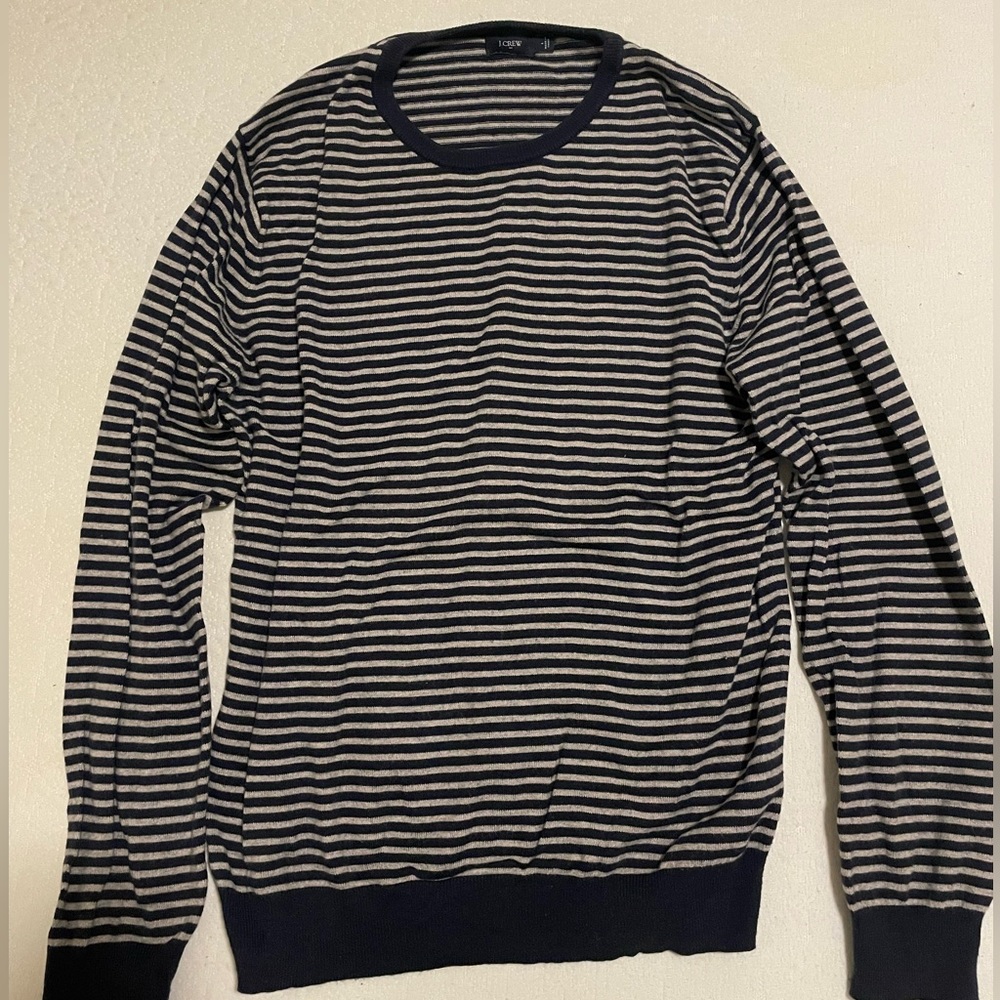 Men’s J. Crew sweater. Size large. Minimal wear.